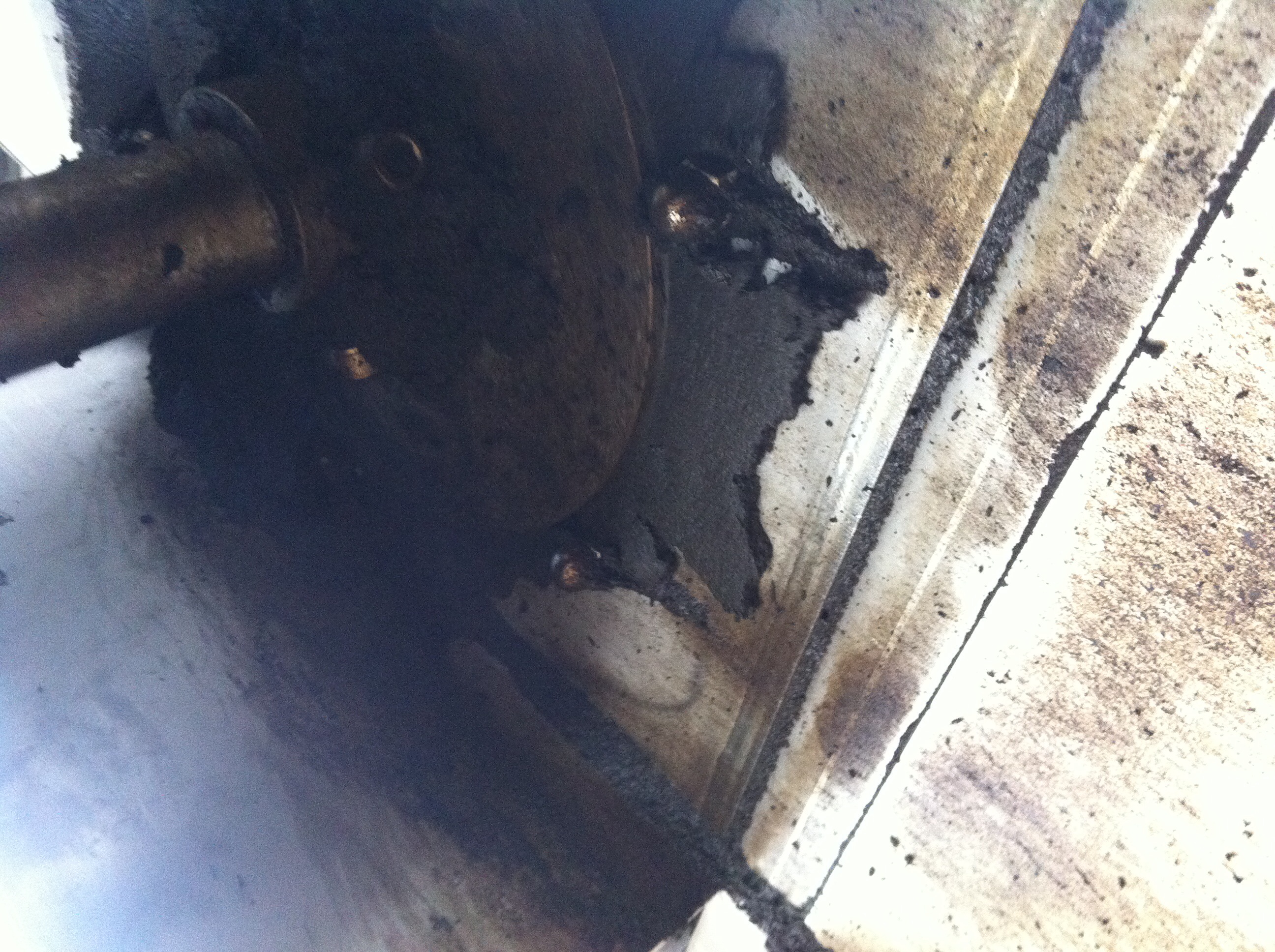 成都奥植化-运行中的泥饼2